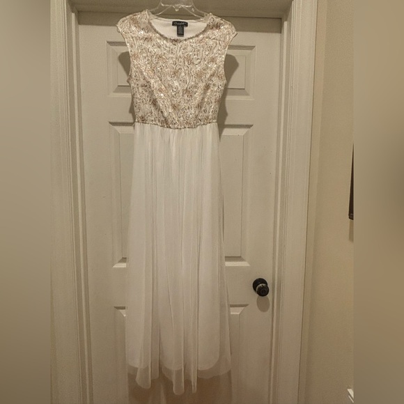 candalite Dresses & Skirts - Sequin Sleeveless Dress in Cream and Gold and Chiffon Bottom